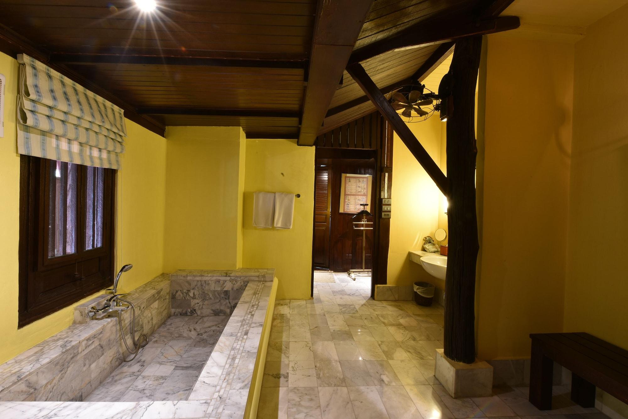 Zantiis Ndol Villas Muak Lek Exterior photo